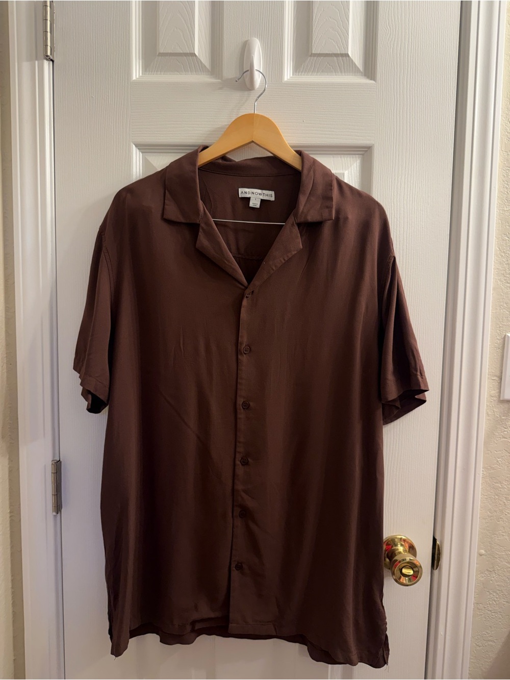 Brown Short-Sleeve Camp-Collar Button-Down Shirt